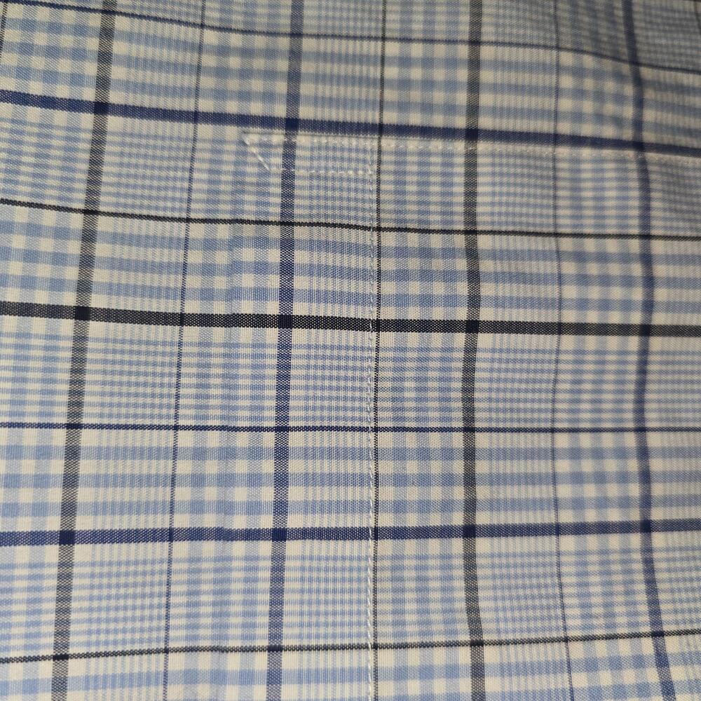 Kirkland Signature Men's Traditional Fit Non-Iron Button-Down Shirt XL